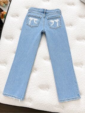 Hollister Light Blue Low-Rise Loose Denim Jeans - Eyelet Bows